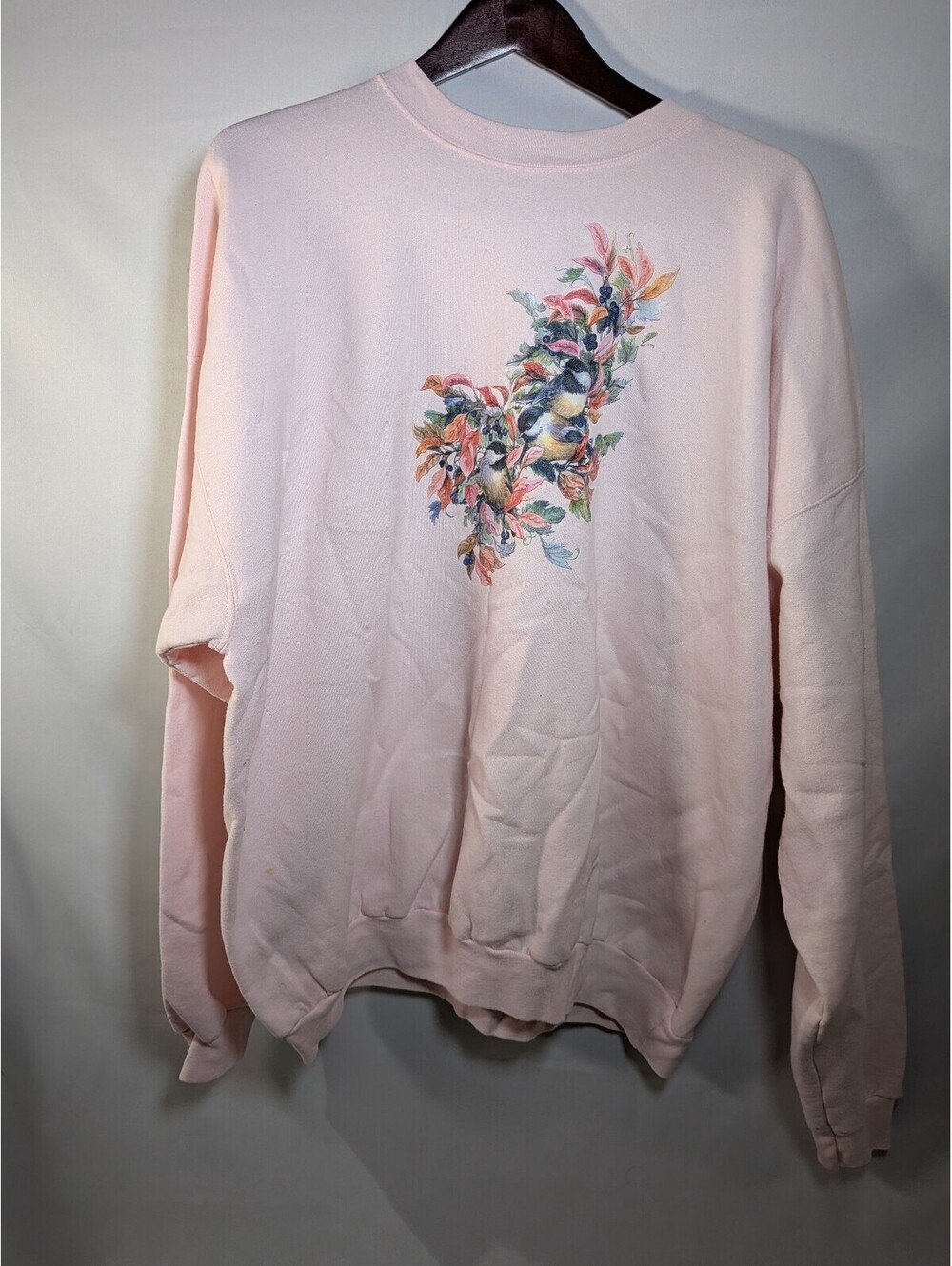 Oversized Pale pink Crewneck sweatshirt detailed design of chickadees | Size 3XL